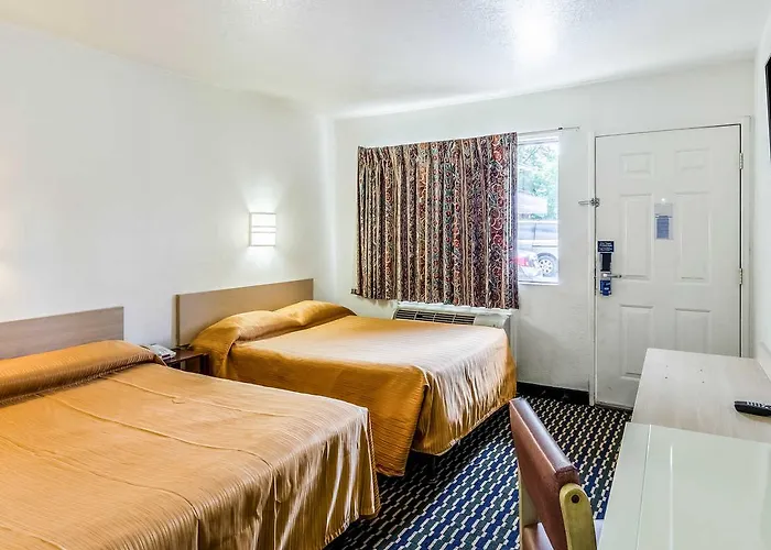 Inn Rodeway Salem Route 52 Winston-Salem