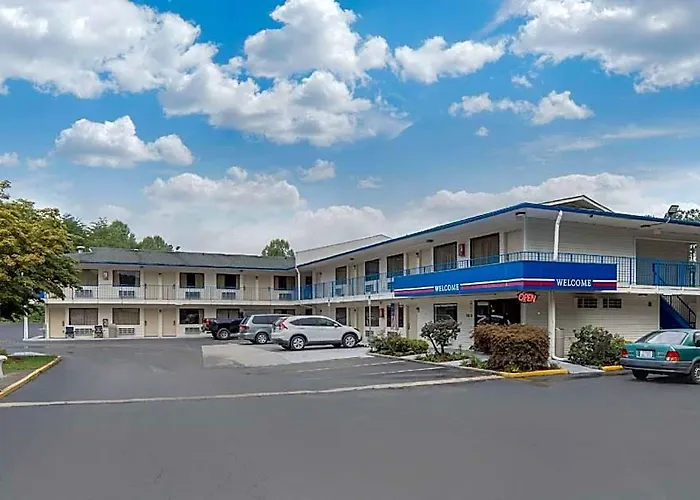 Inn Rodeway Salem Route 52