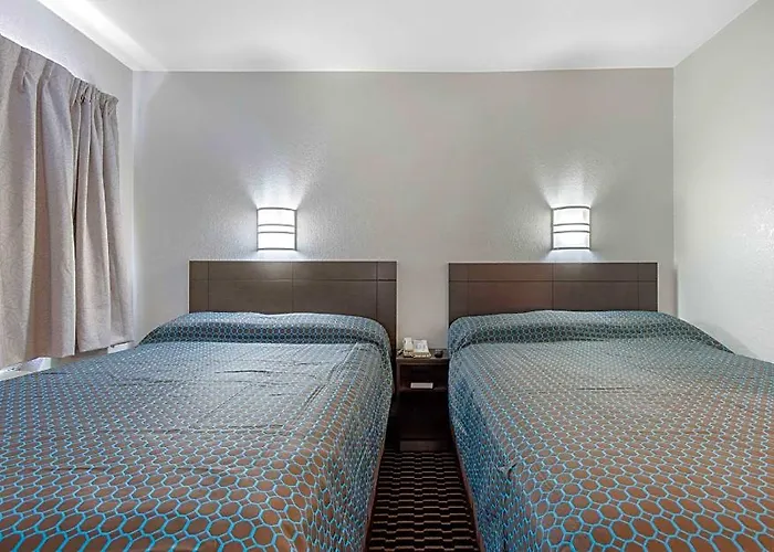 Rodeway Salem Route 52 Inn Winston-Salem